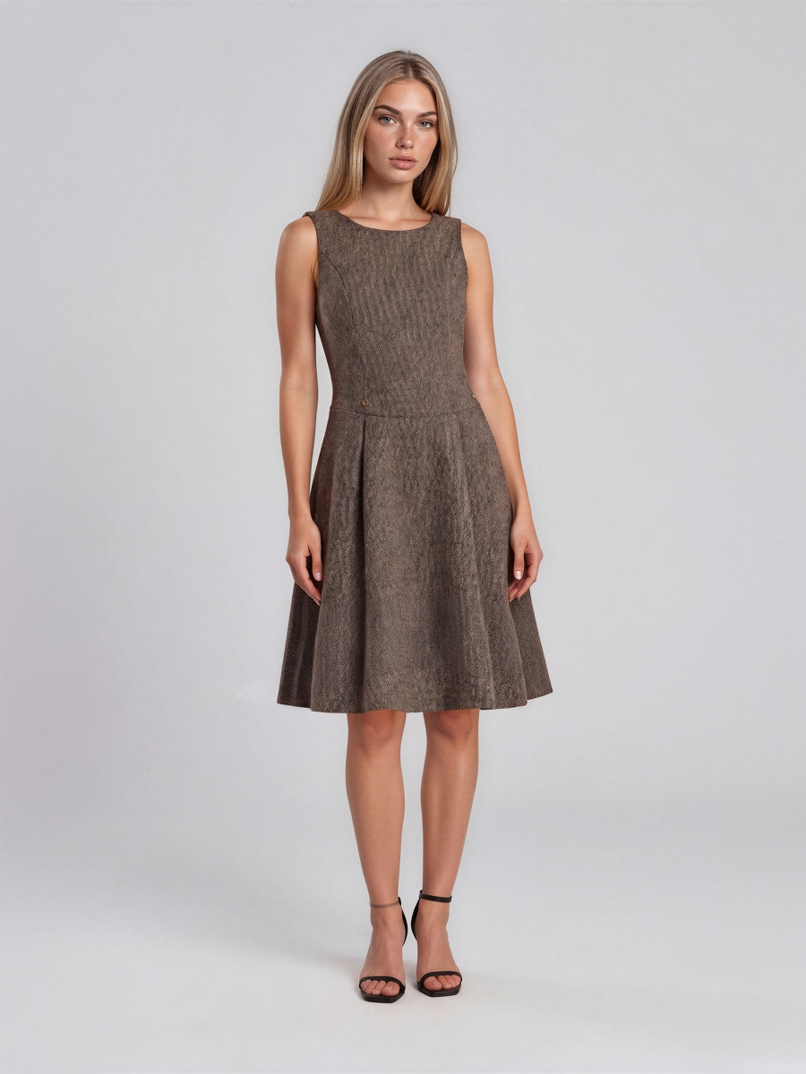 Sleeveless Dress with skirt with box pleats