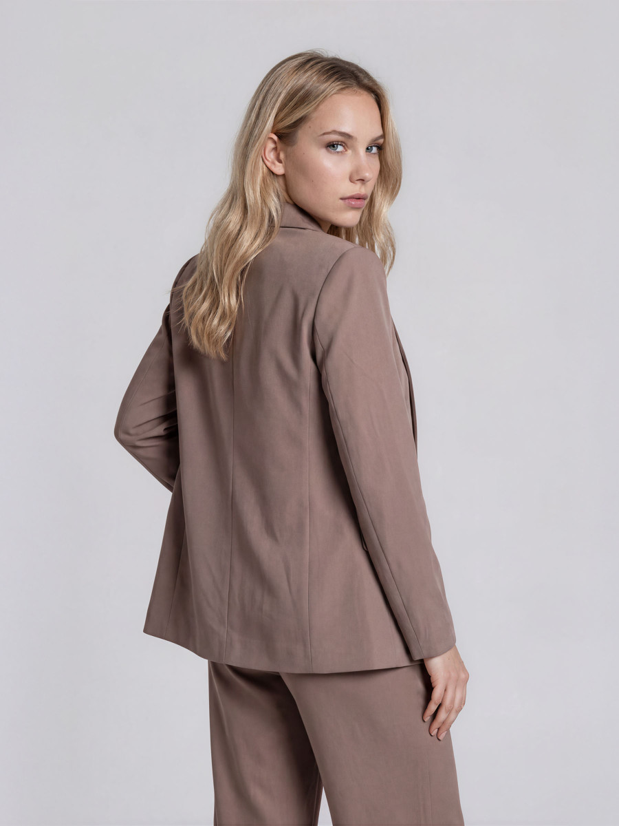 Blazer with notched lapels