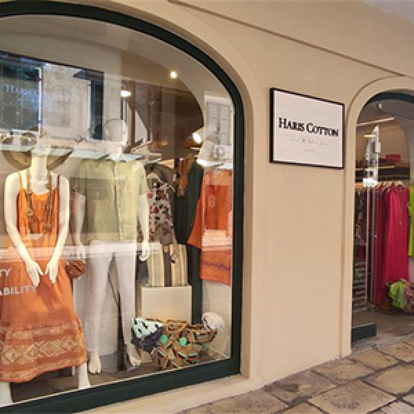 Linen clothes Corfu. Linen dresses Corfu.