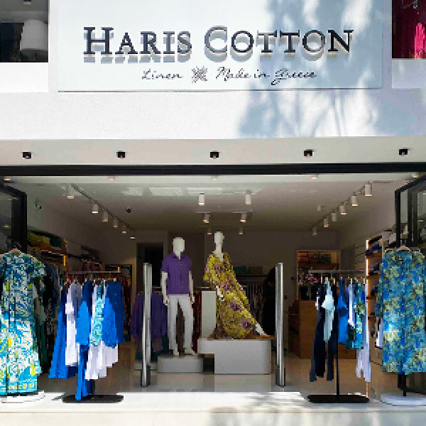 Linen clothes Agios Nikolaos, Crete. Linen dresses Agios Nikolaos, Crete.